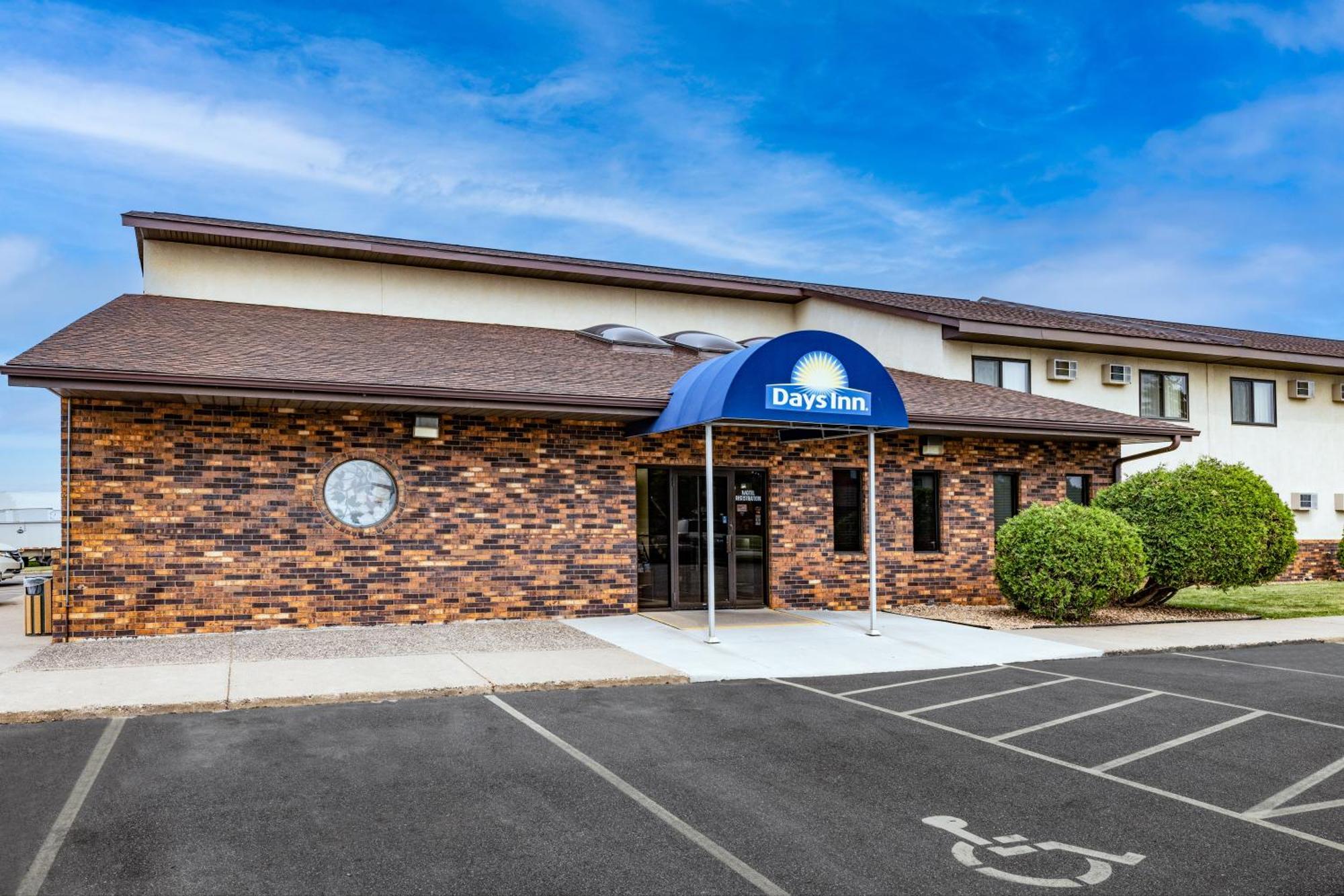 Days Inn By Wyndham Monticello Exterior foto